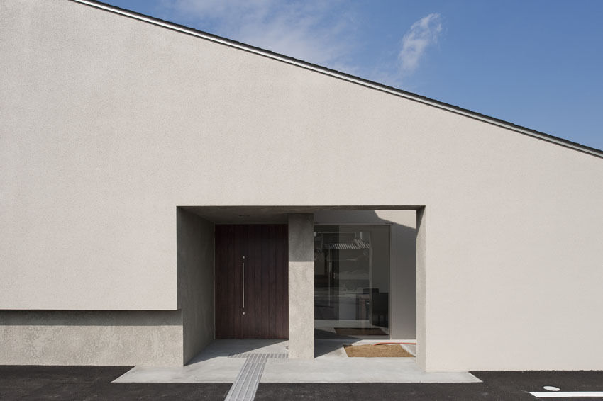 Cafe Cross / FORM | Kouichi Kimura Architects