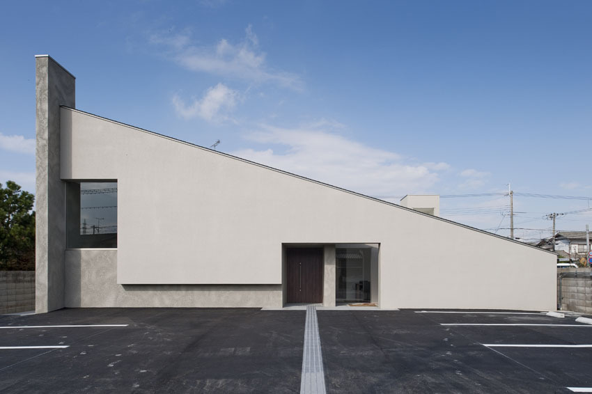 Cafe Cross / FORM | Kouichi Kimura Architects