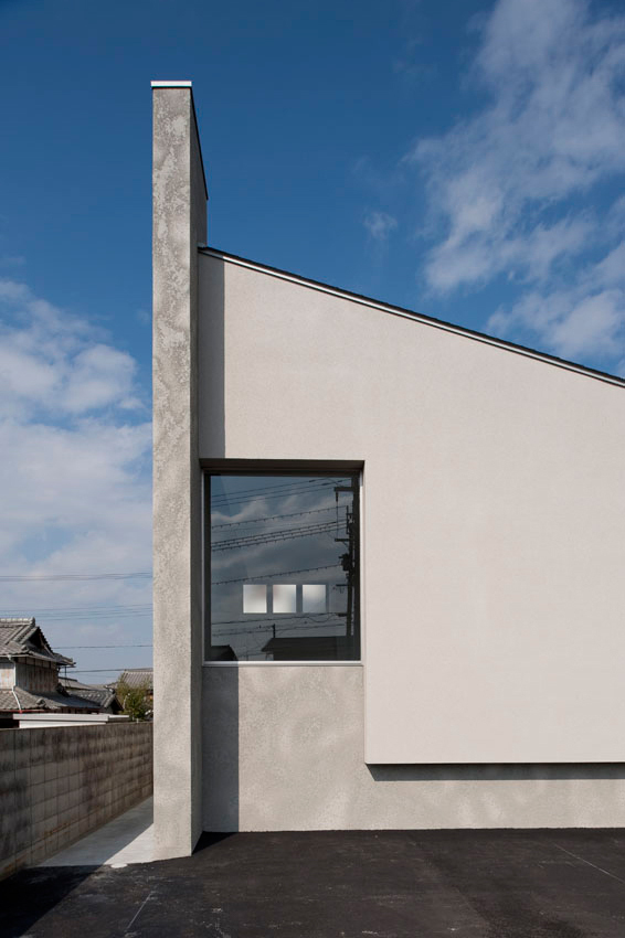 Cafe Cross / FORM | Kouichi Kimura Architects