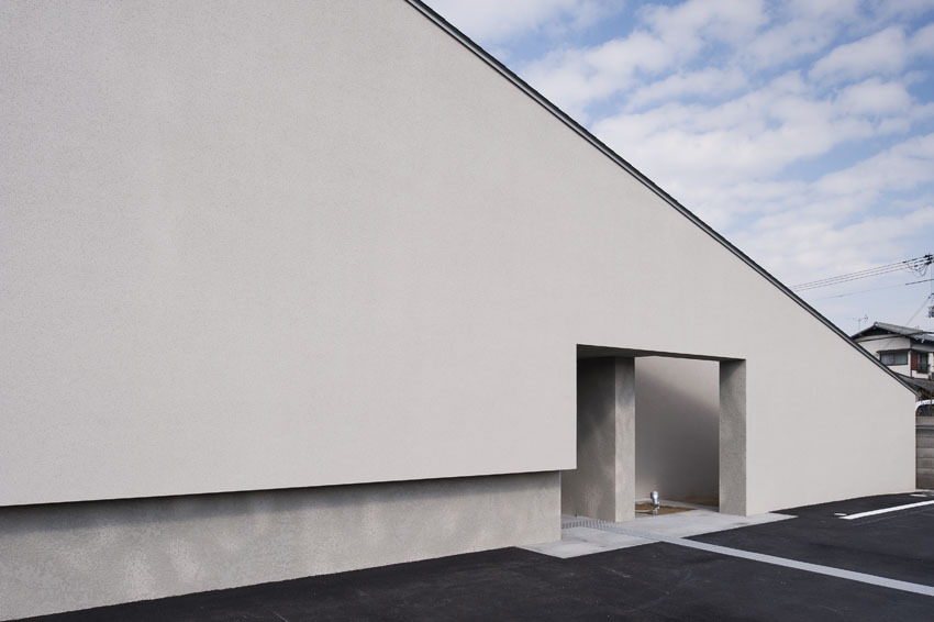 Cafe Cross / FORM | Kouichi Kimura Architects