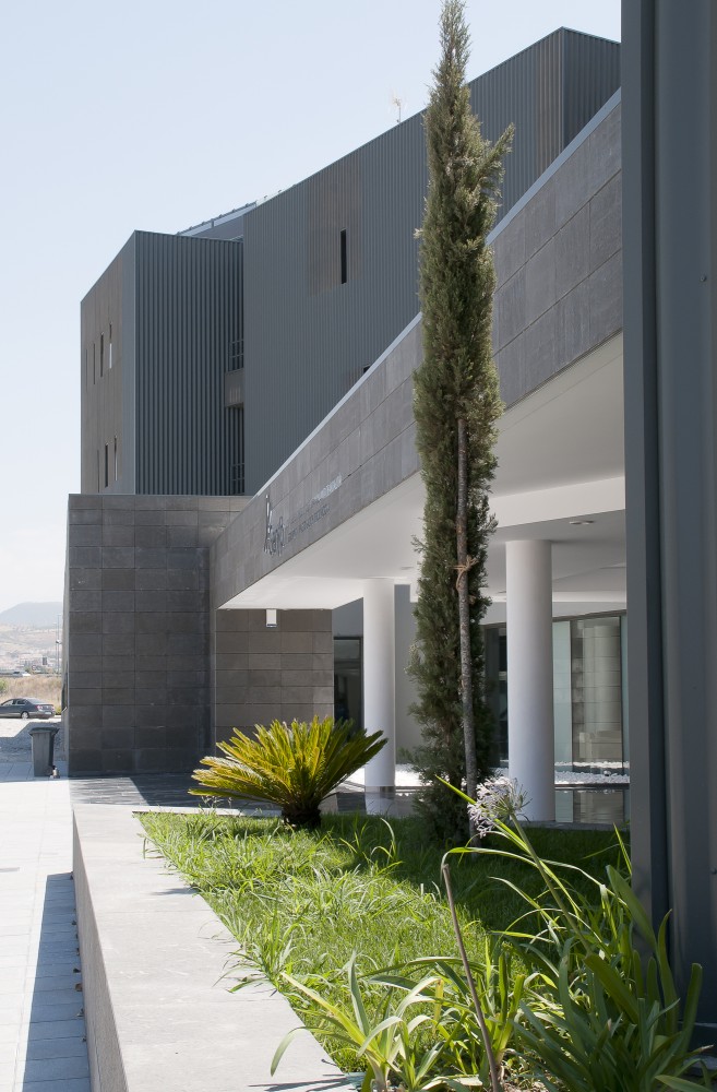 GENyO Laboratories / Planho