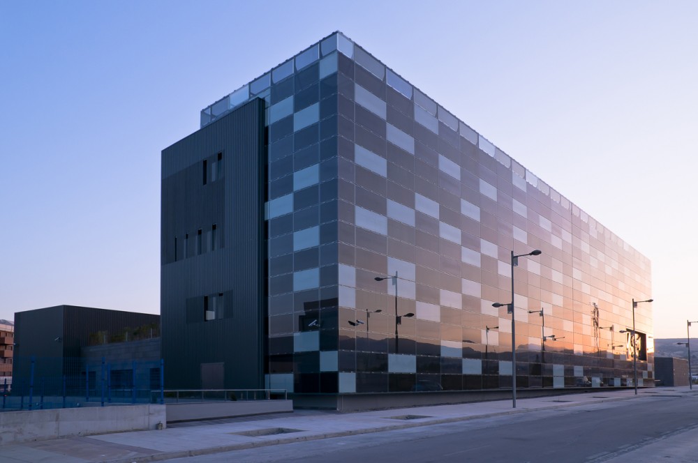 GENyO Laboratories / Planho