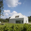 House VMVK / dmvA House VMVK / dmvA © Frederik Vercruysse