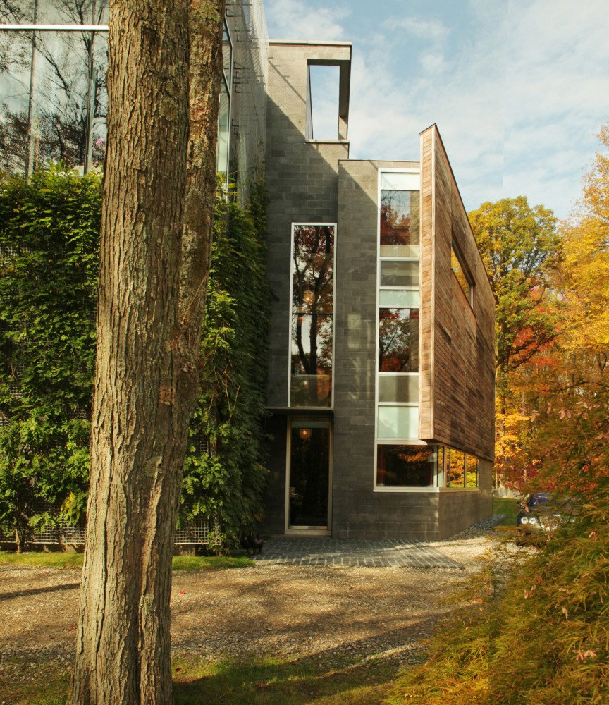 Art Barn / Robert Young