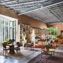 Art Barn / Robert Young Art Barn / Robert Young © Michael Moran