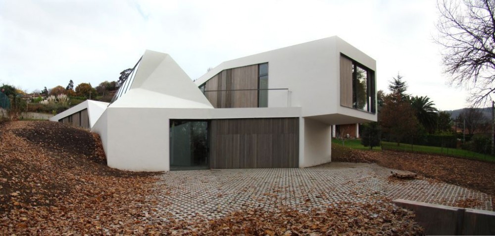 Lara Rios House & Atelier / F451 Arquitectura