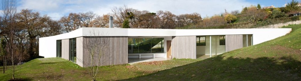 Lara Rios House & Atelier / F451 Arquitectura