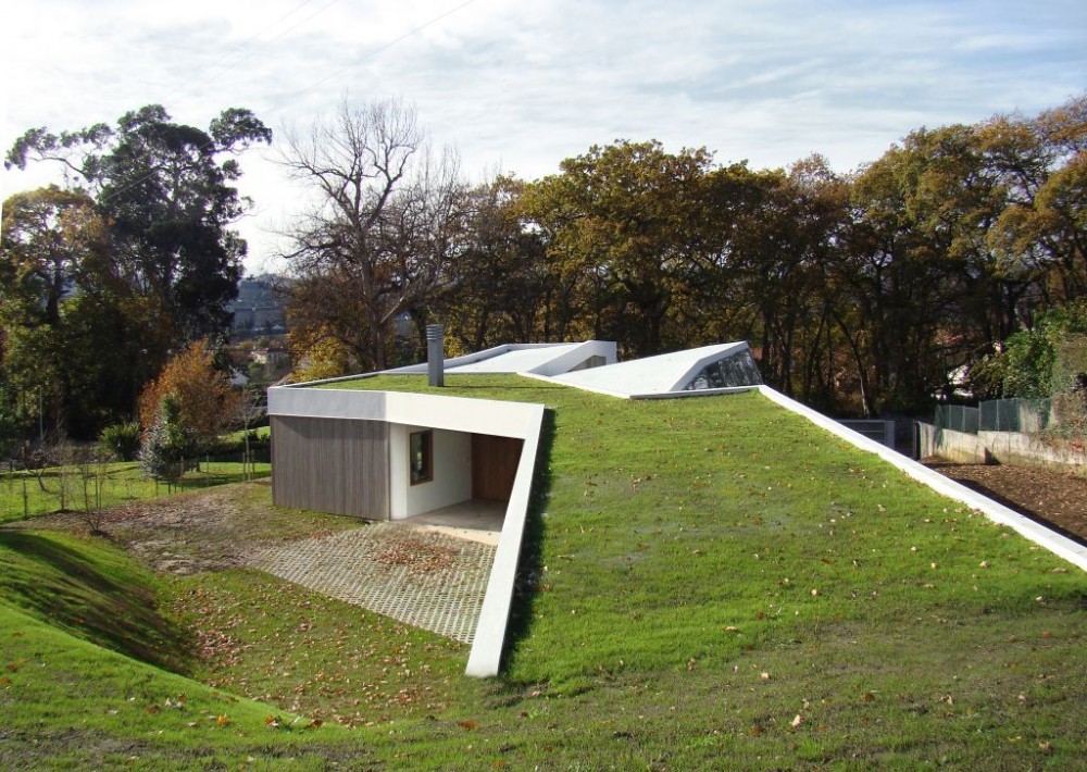Lara Rios House & Atelier / F451 Arquitectura
