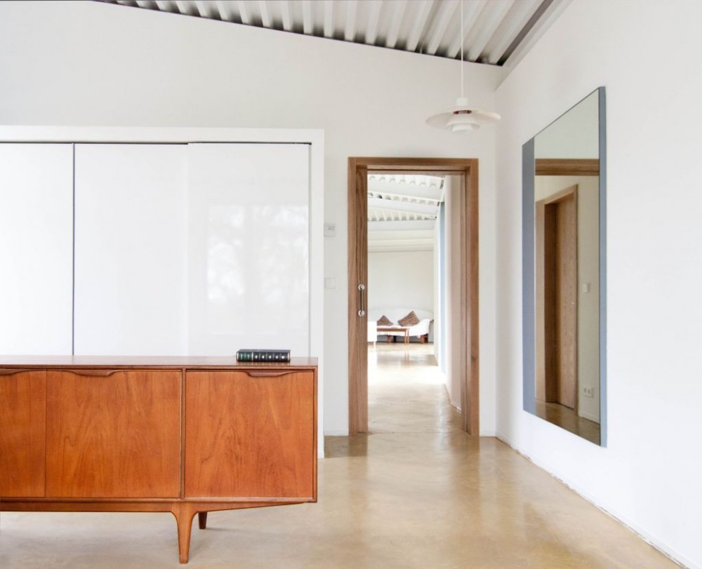 Lara Rios House & Atelier / F451 Arquitectura