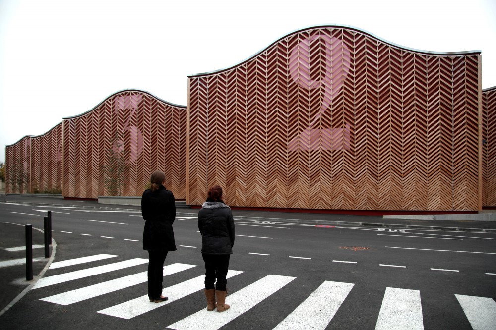 Cine 32 / ENCORE HEUREUX Architectes