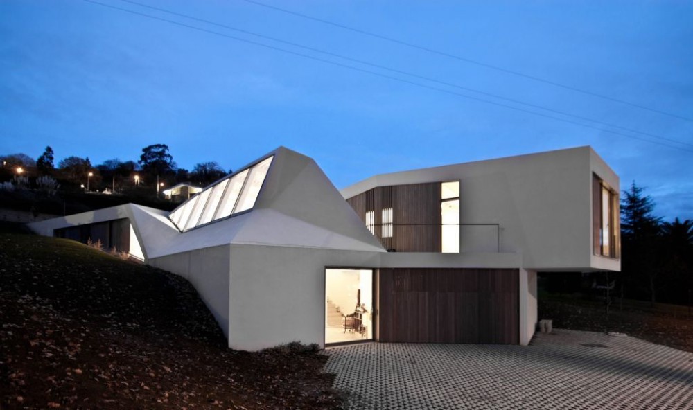 Lara Rios House & Atelier / F451 Arquitectura