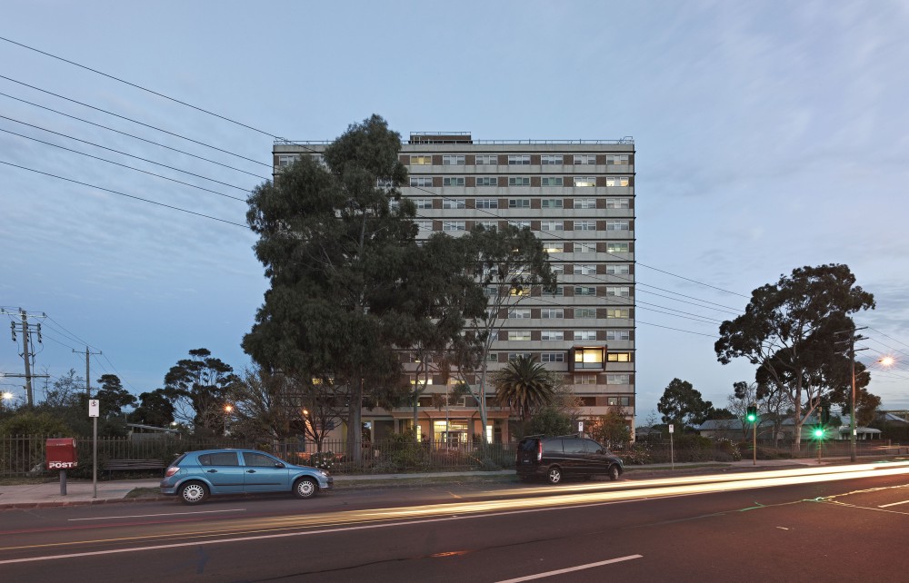 Hi-pod / BKK Architects + Peter Elliott Architecture + Urban Design