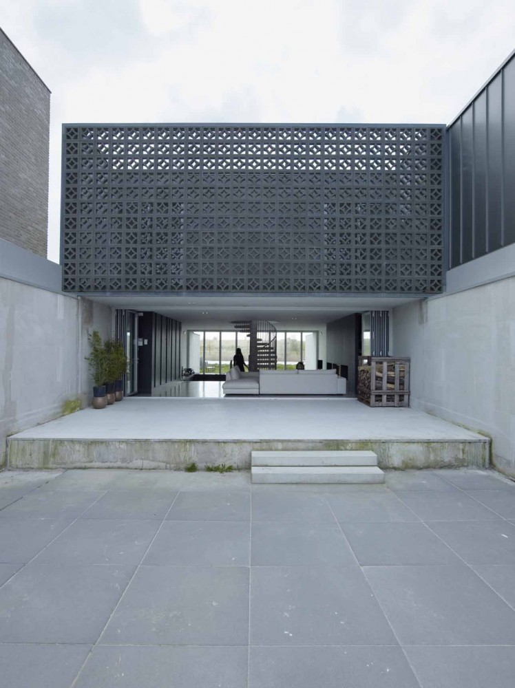 W-House / VMX Architects