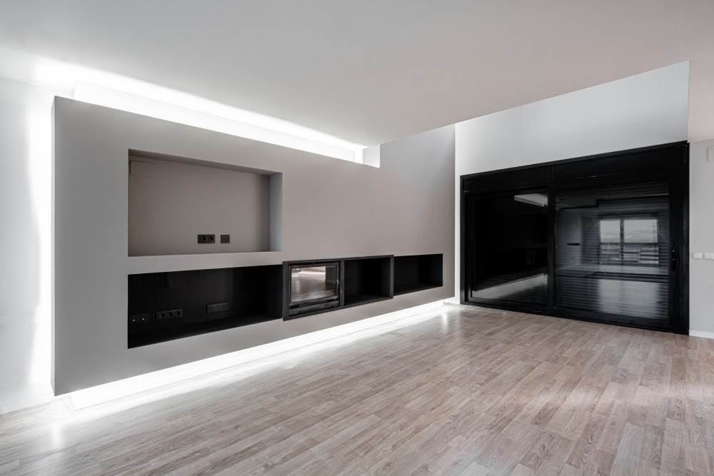Interior Light-Single Family Housing / Viraje architecture