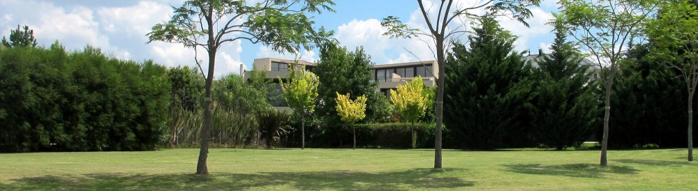 House in Tigre / FILM-Obras de Arquitectura