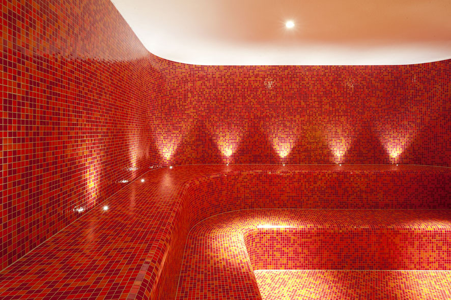 The Thermal Baths in Bad Ems / 4a Architekten