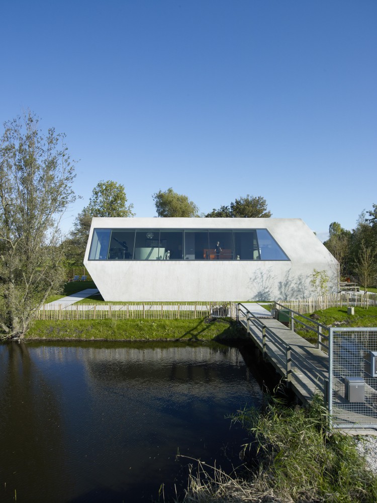 House SODAE / VMX Architects