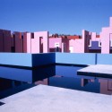 AD Classics: La Muralla Roja / Ricardo Bofill Courtesy of Ricardo Bofill