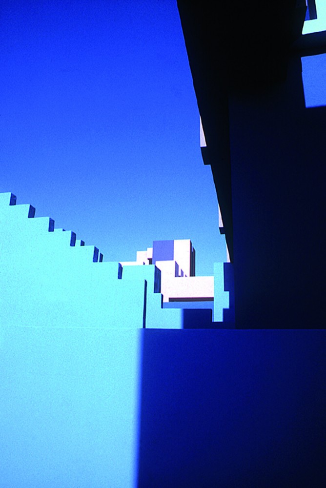 AD Classics: La Muralla Roja / Ricardo Bofill