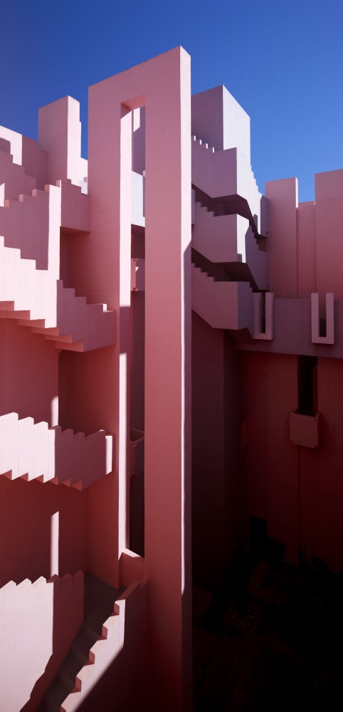 AD Classics: La Muralla Roja / Ricardo Bofill