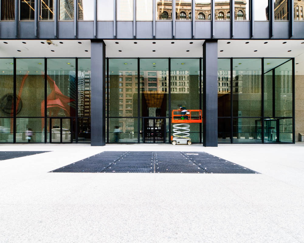 AD Classics: Chicago Federal Center / Mies van der Rohe