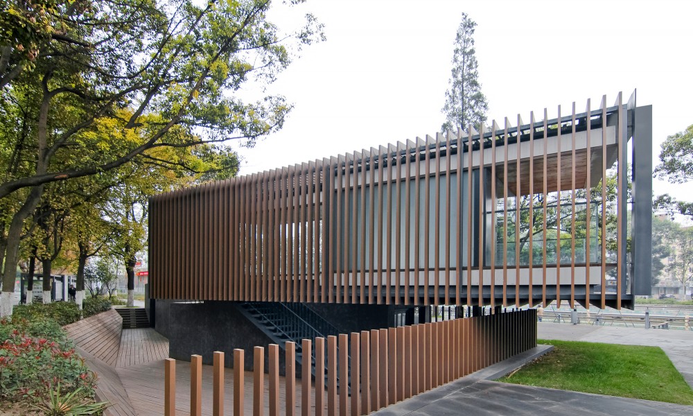 Riverside Park Pavilion / Vector Architects