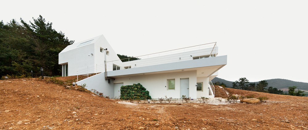 Net Zero Energy House / Lifethings