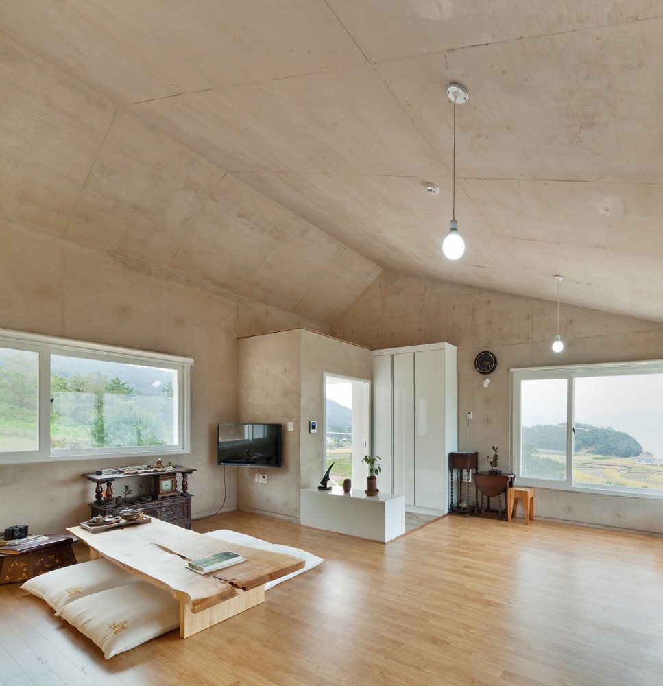 Net Zero Energy House / Lifethings