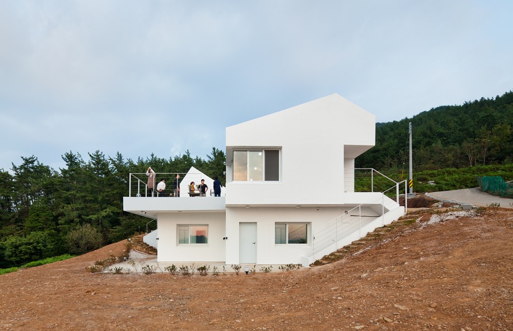 Net Zero Energy House / Lifethings