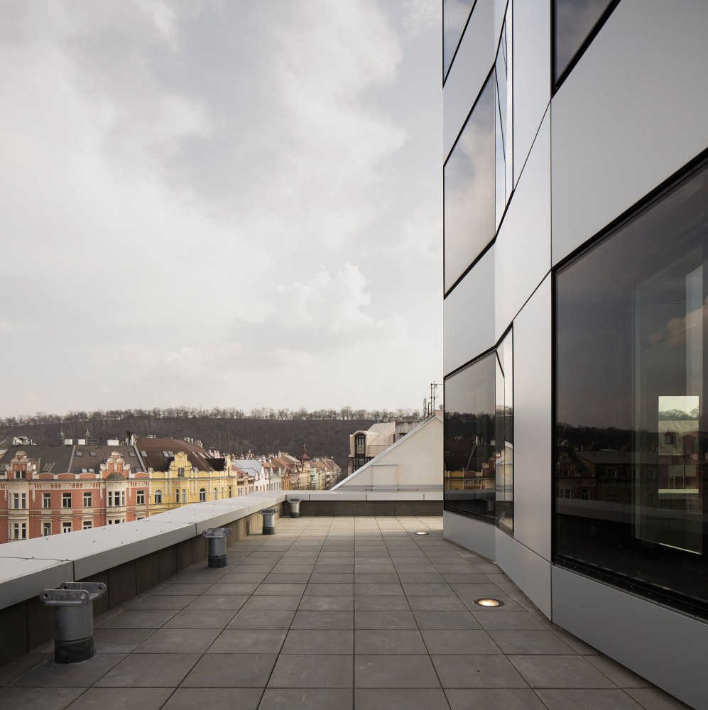 Keystone Office Building / EM2N Architects