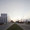 Keystone Office Building / EM2N Architects © Simon Menges