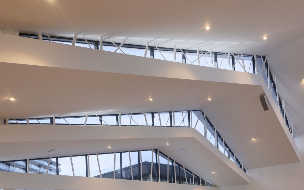 De Bron Church Renovation / Bureau MT