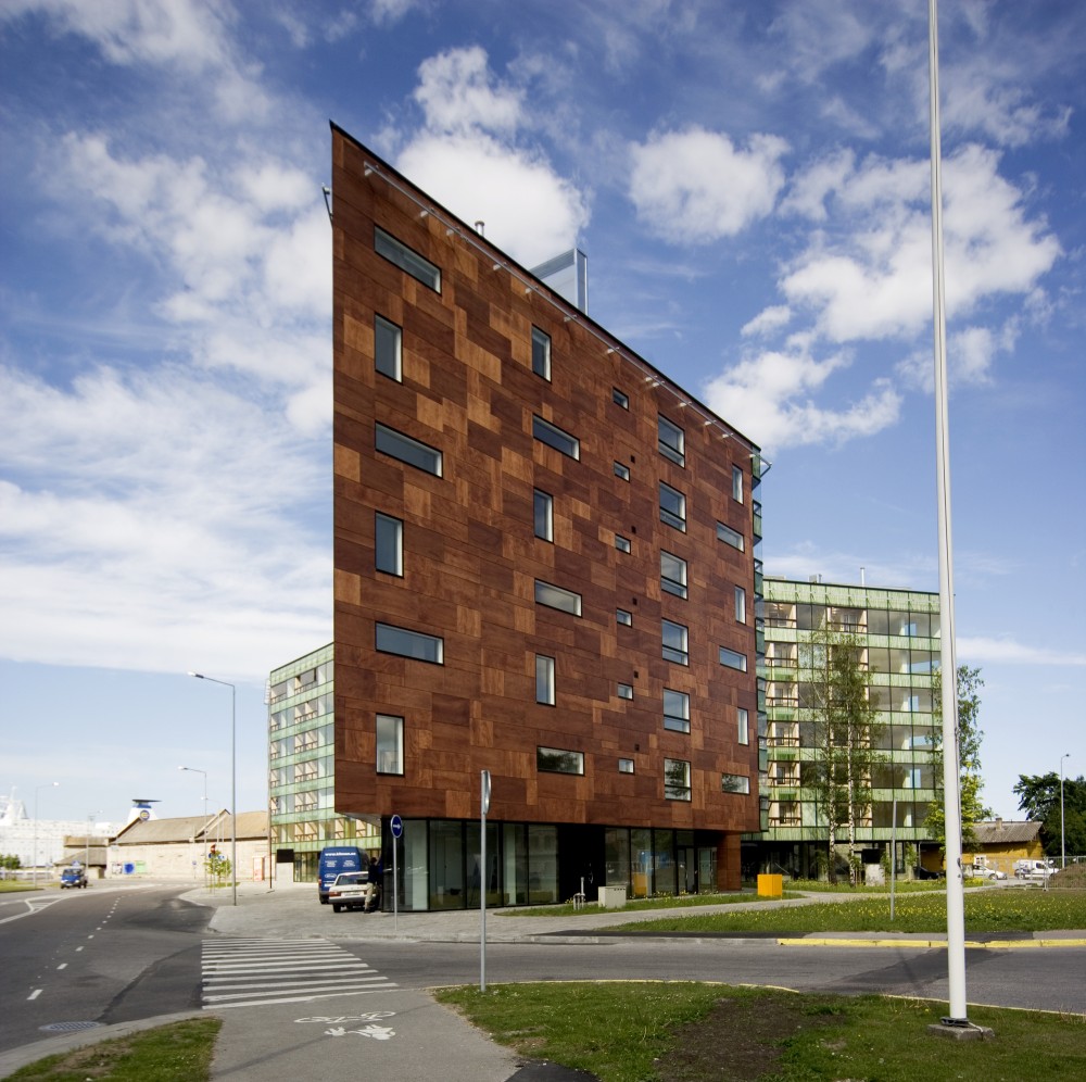 Apartment Building in Lootsi Street / HGA (Hayashi-Grossschmidt Arhitektuur)