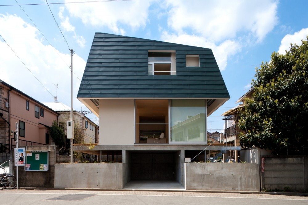 HAT / Komada Architects’ Office