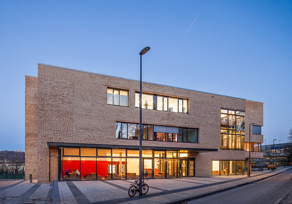 Hörsaalzentrum PPS / Hentrup Heyers + Prof. Fuhrmann