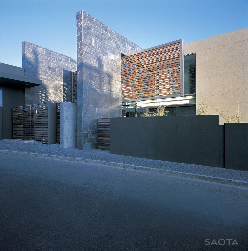 St Leon 10 / SAOTA – Stefan Antoni Olmesdahl Truen Architects