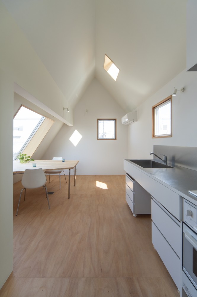 BASE / Komada Architects’ Office