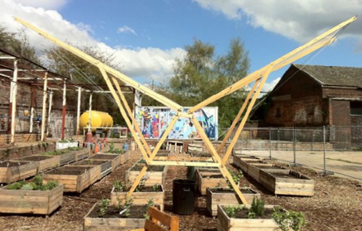 Edible Eastside urban garden, image courtesy Kevin Singh