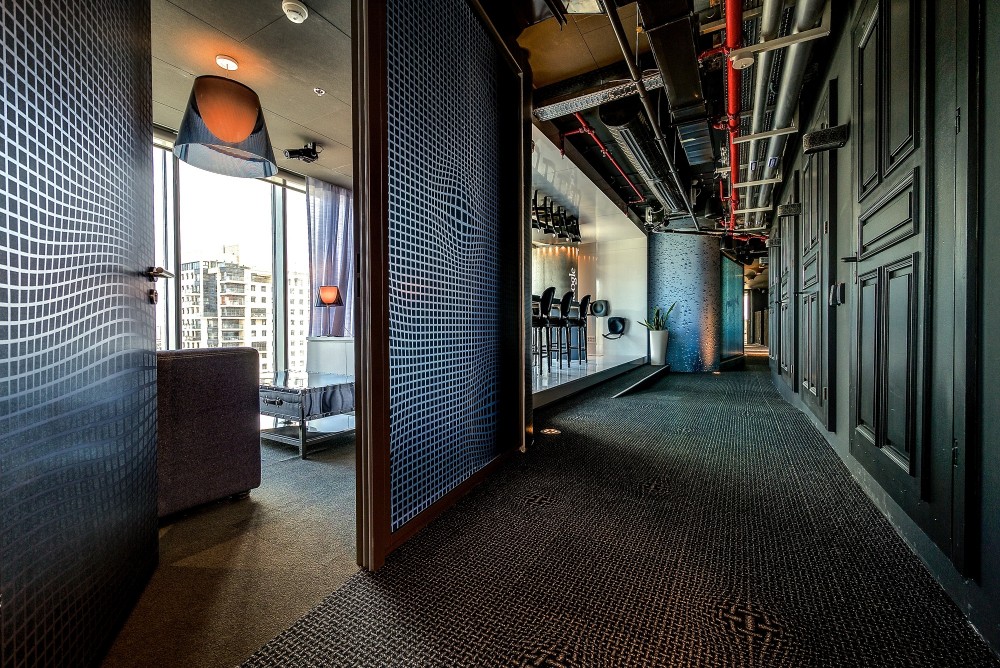 Google Tel Aviv Office / Camenzind Evolution