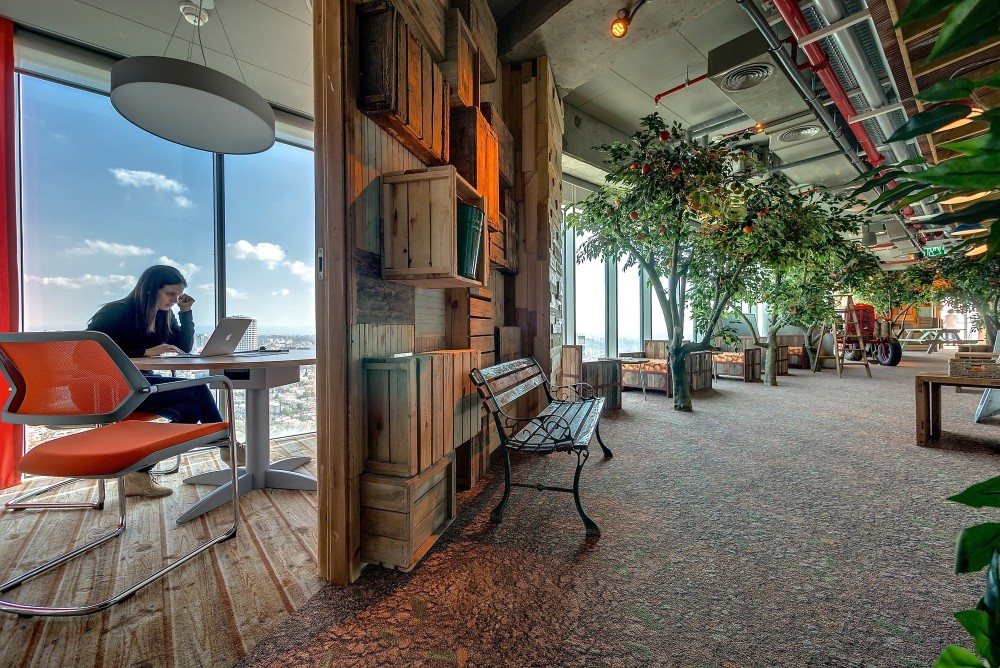 Google Tel Aviv Office / Camenzind Evolution