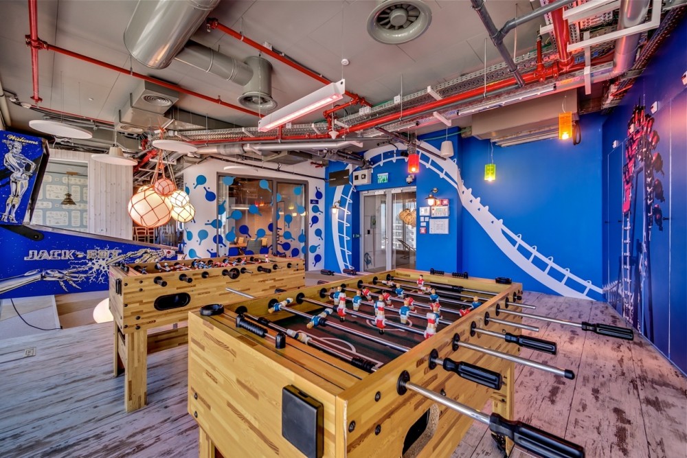 Google Tel Aviv Office / Camenzind Evolution