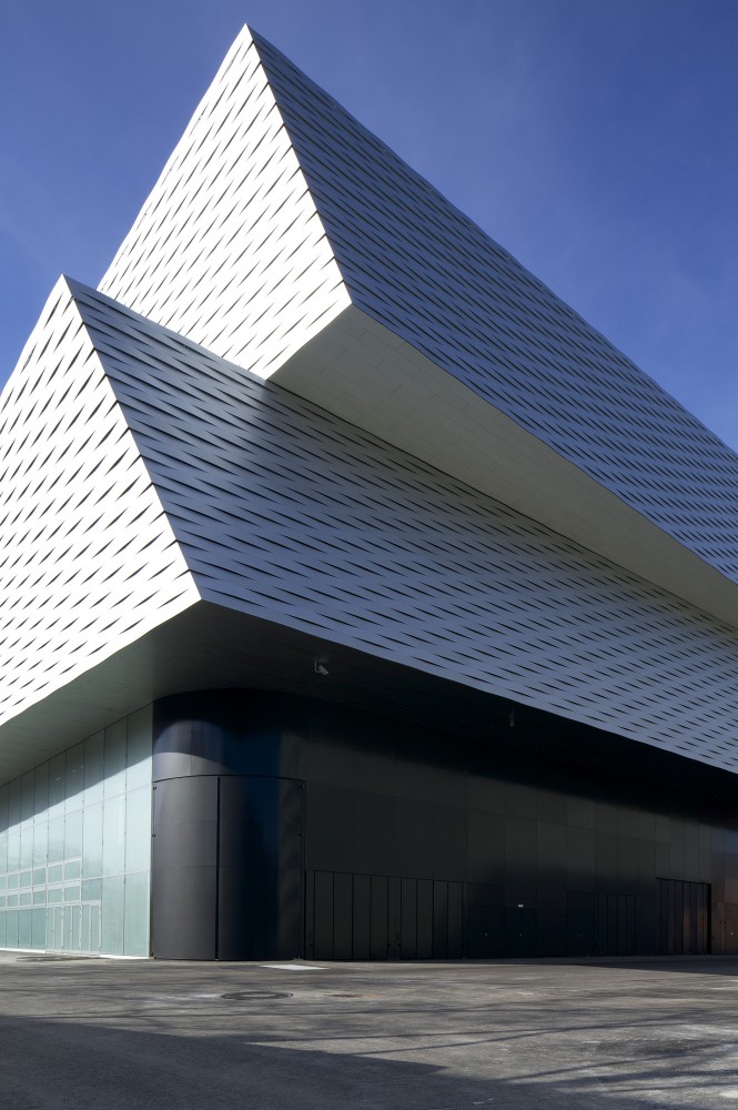 Messe Basel New Hall / Herzog & de Meuron