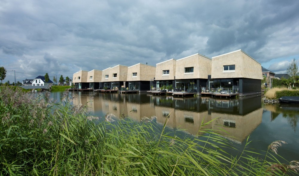 9 Houses on the Water / BLAUW architecten + FARO Architecten