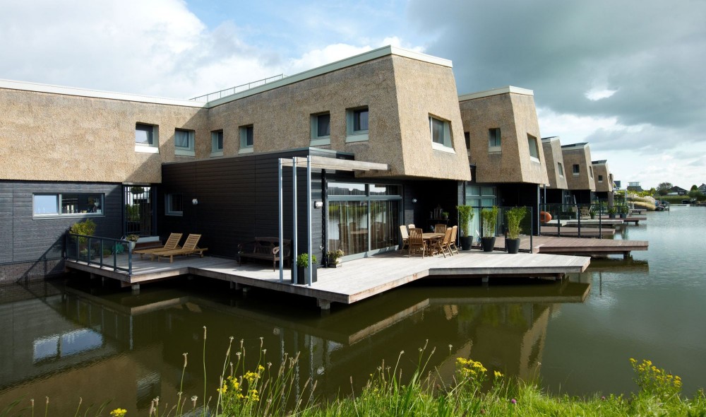 9 Houses on the Water / BLAUW architecten + FARO Architecten
