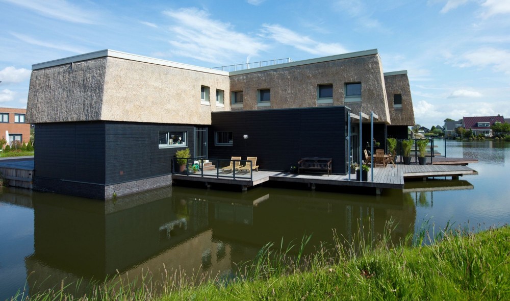 9 Houses on the Water / BLAUW architecten + FARO Architecten