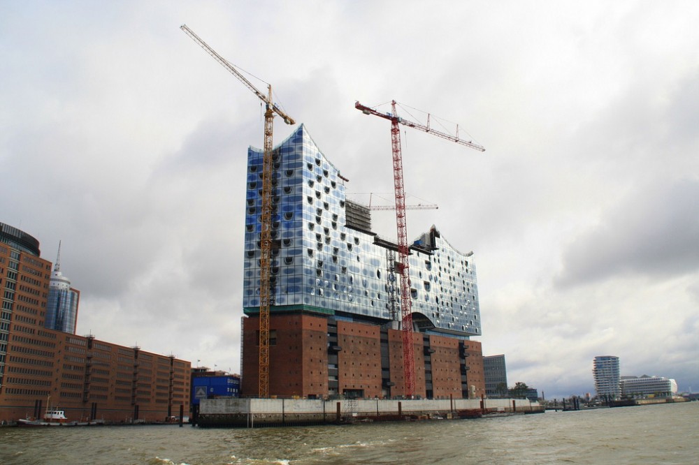Herzog & de Meuron’s Elbphilharmonie to be Completed by 2017