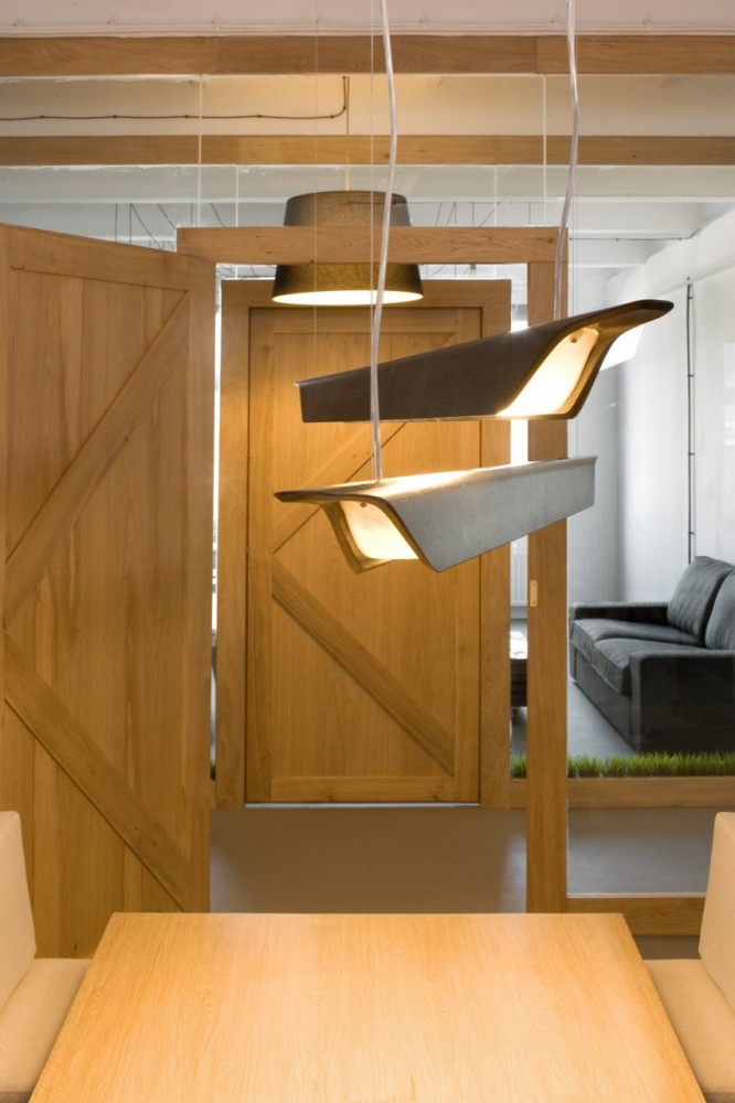 Pride And Glory Office / Morpho Studio