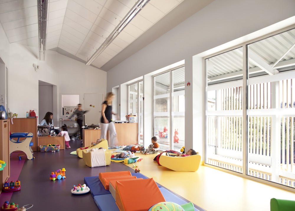 Les Coccinelles Nursery School / SOA Architectes