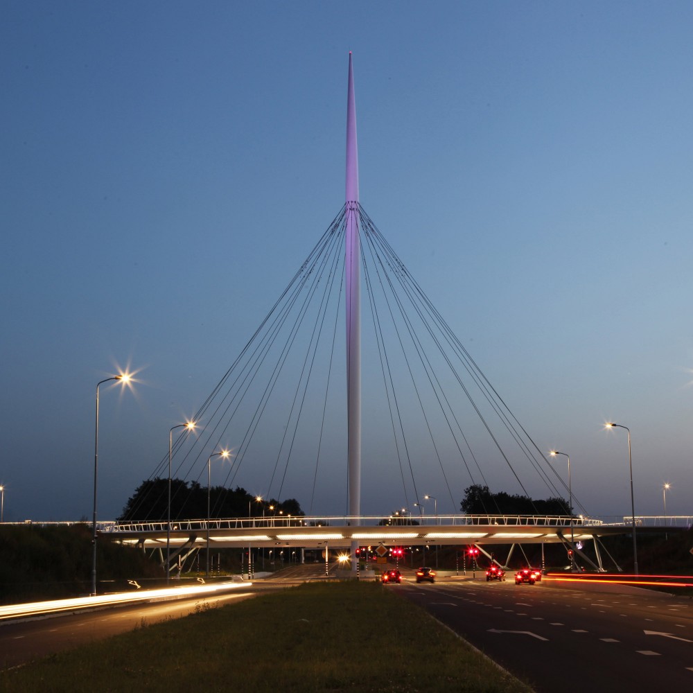 Hovenring, Circular Cycle Bridge / ipv Delft