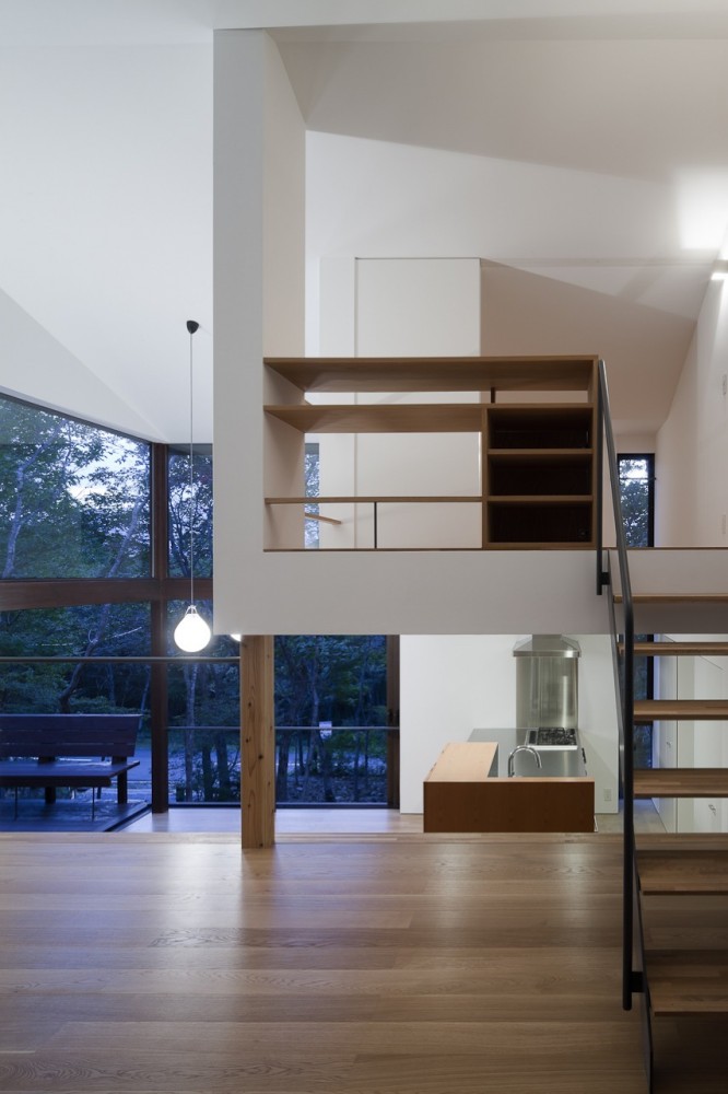 Tiered Lodge / Naoi Architecture & Design Office